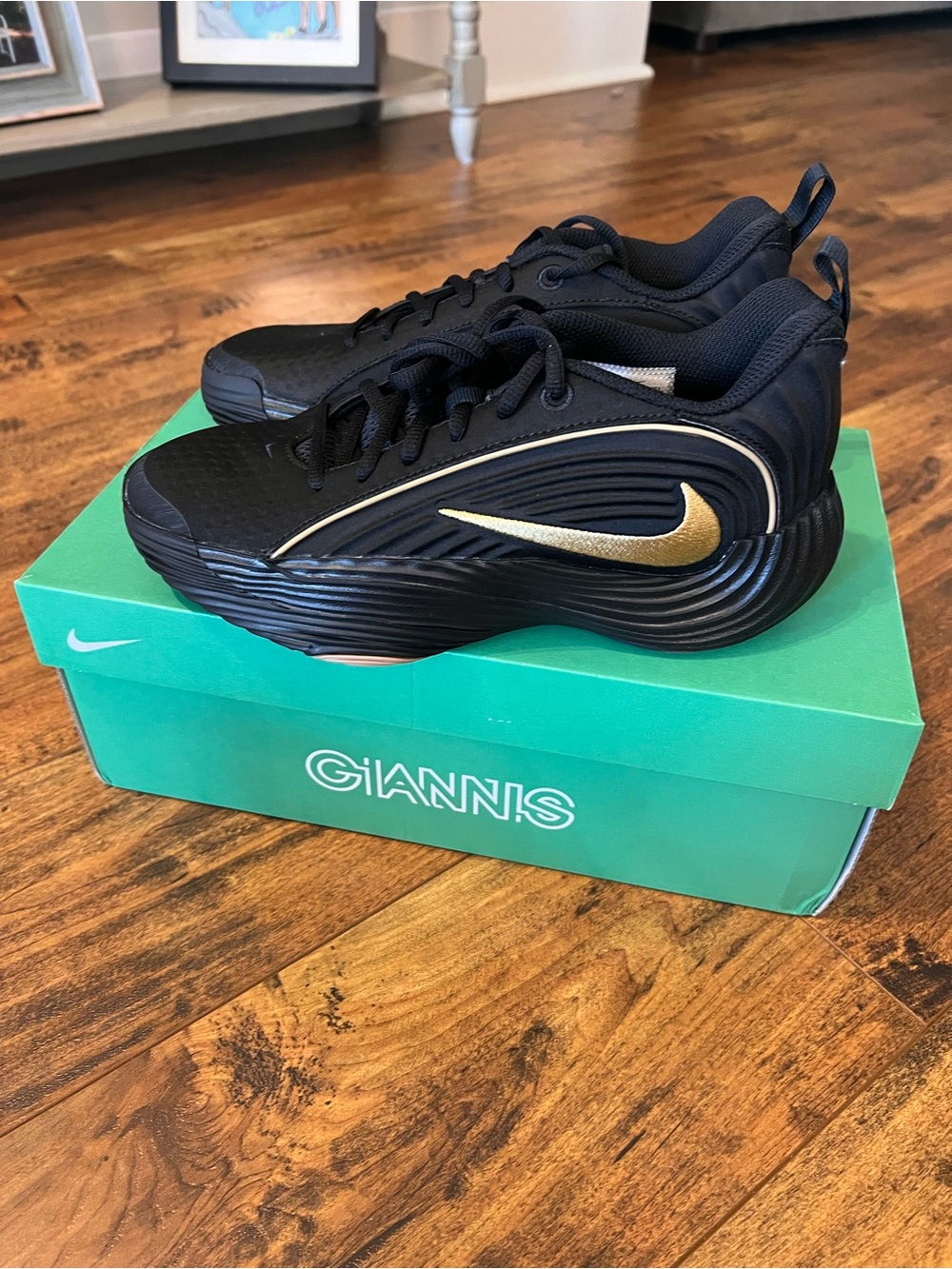 Nike Basketball Giannis Immortality 5 Youth 4.5 NEW
